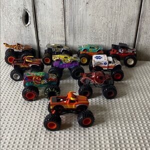 Monster Jam Trucks Lot bundle of 10